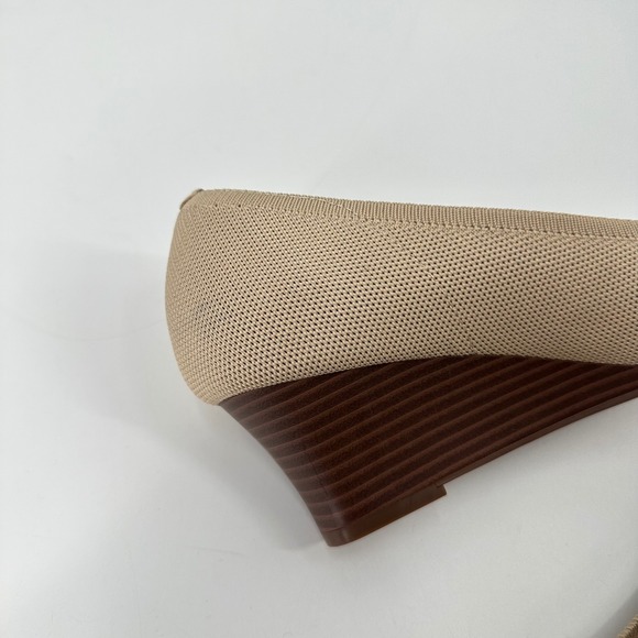 Vivaia Women's‎ Pointed Toe Aria Wedge Shoes Sz 39 in Almond - Picture 6 of 9